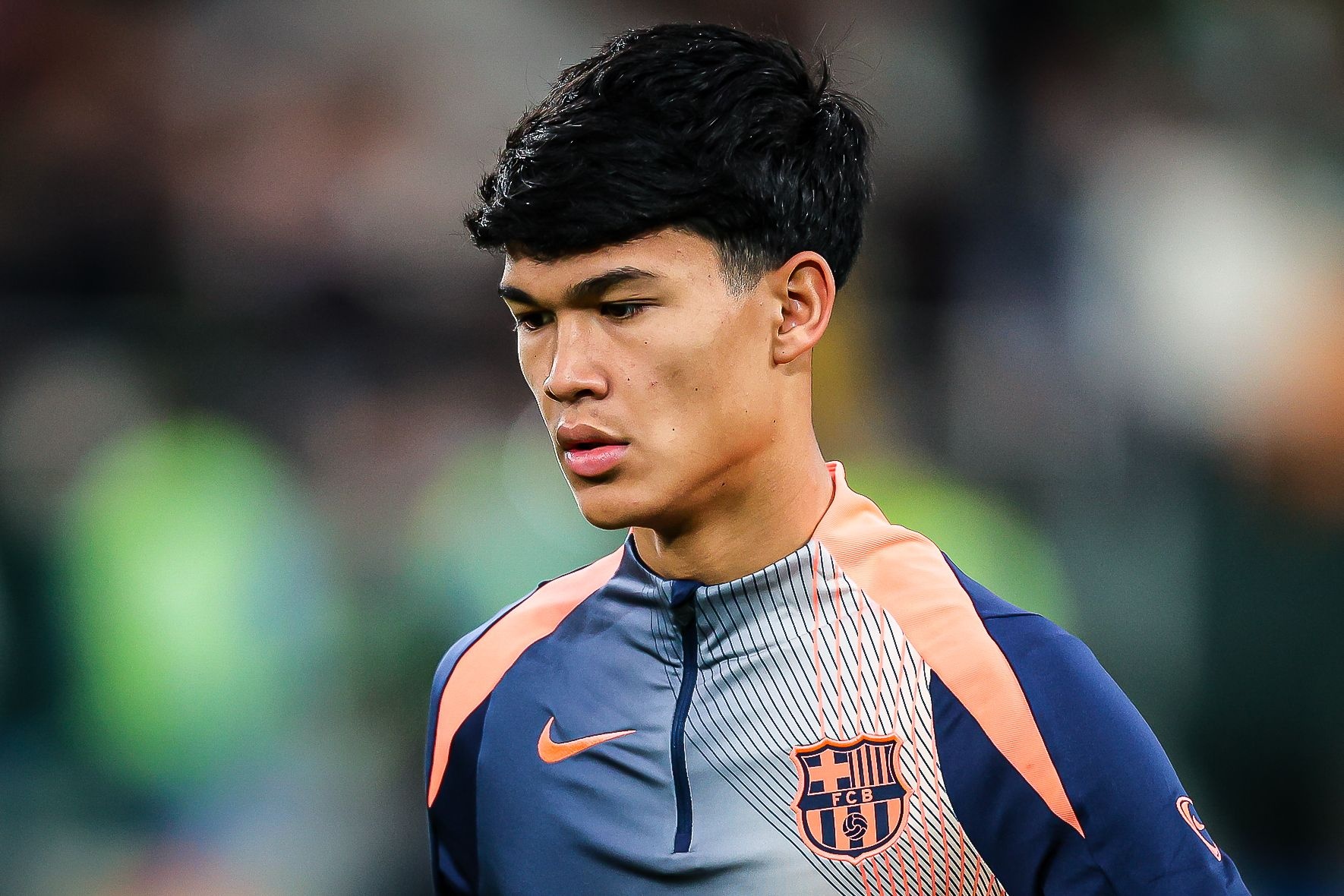 开云电竞app下载-法媒：巴黎想以普通转会方式签德罗避税，巴萨要价可能超800万欧