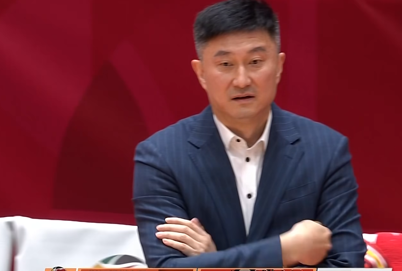随着广东神奇逆转，CBA又乱了！北京广东重回四强，广州悬了